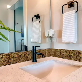 12" x 12" Gold Vinyl Arabesque Peel And Stick Removable Tiles