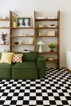 7' X 10' Black And White Checkered Area Rug