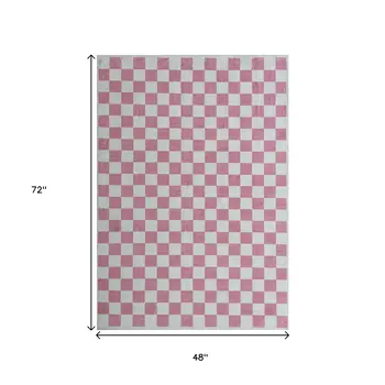 4' X 6' Pink And Off White Checkered Area Rug