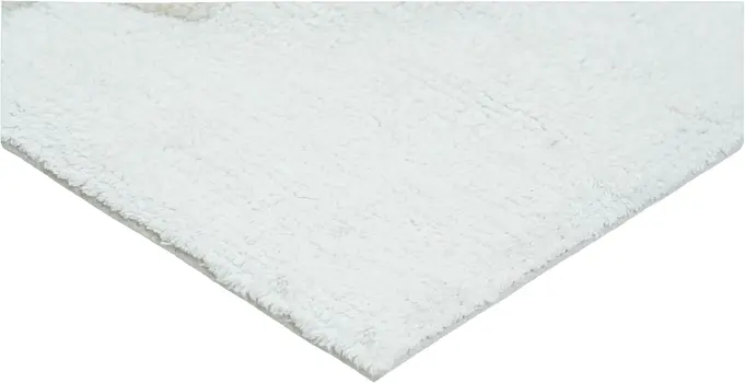 32" Pink And White Cotton Flamingo Non Slip Bath Rug