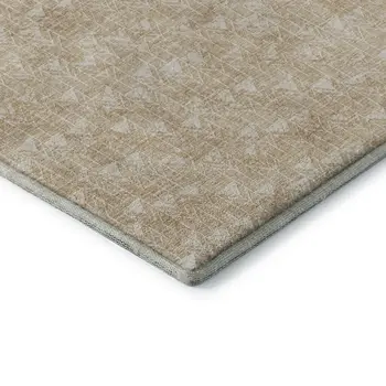 8' Beige And Ivory Geometric Washable Round Rug With UV Protection