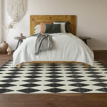 3' X 5' Black And Ivory Diamond Washable Area Rug With UV Protection