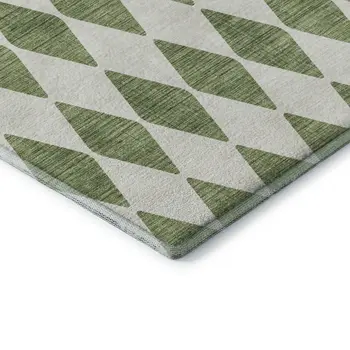 8' X 10' Green And Ivory Diamond Washable Area Rug With UV Protection