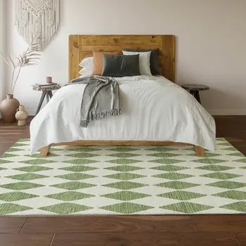 8' X 10' Green And Ivory Diamond Washable Area Rug With UV Protection
