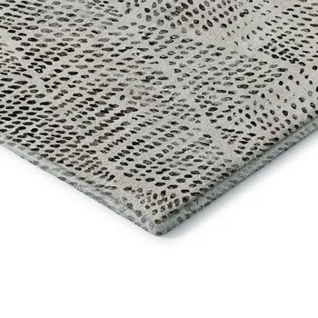 8' Ivory And Charcoal Diamond Washable Round Rug With UV Protection
