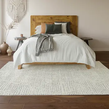 10' X 14' Silver And Ivory Diamond Washable Area Rug With UV Protection