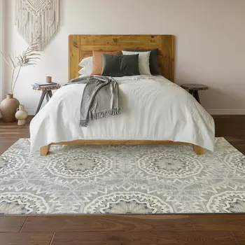 3' X 5' Gray And Ivory Geometric Washable Area Rug With UV Protection
