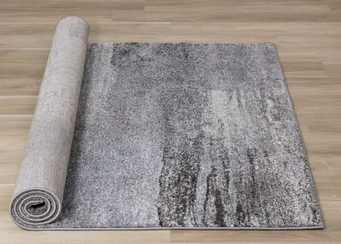 7' X 10' White Area Rug