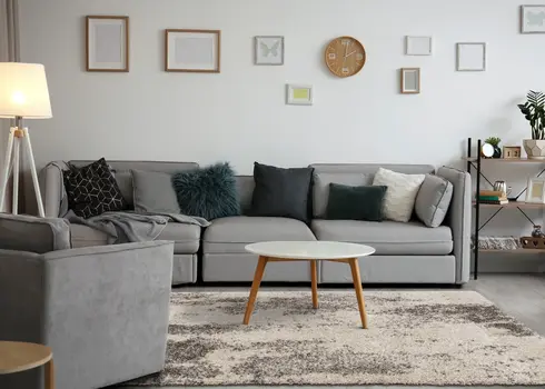 5' X 8' Cream And Brown Area Rug