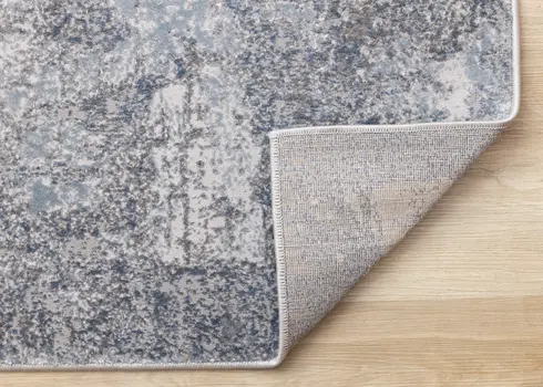5' X 8' White Area Rug