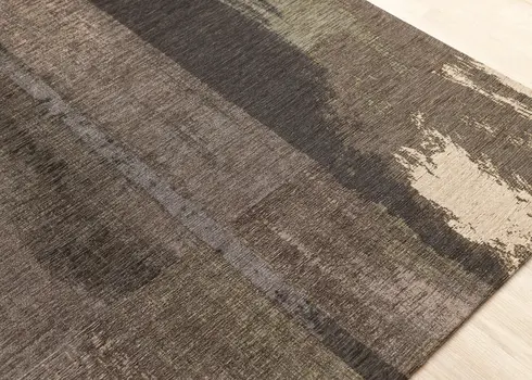 8' X 11' Brown And Black Area Rug