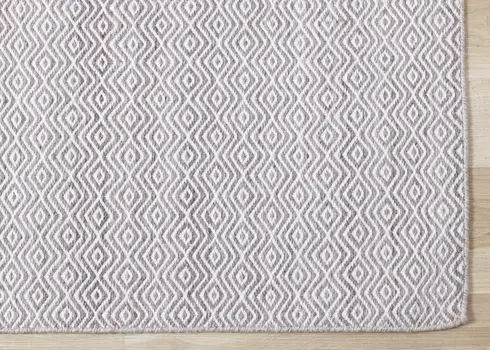 8' X 11' Beige And Cream Geometric Hand Woven Area Rug