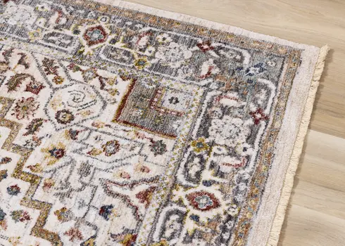 5' X 8' Cream And Blue Area Rug