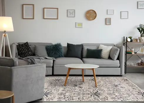 5' X 8' Cream And Blue Abstract Area Rug