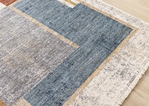 8' X 10' White And Blue Area Rug