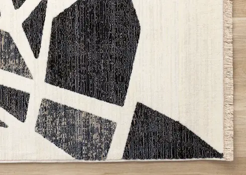 8' X 10' Cream And Black Area Rug