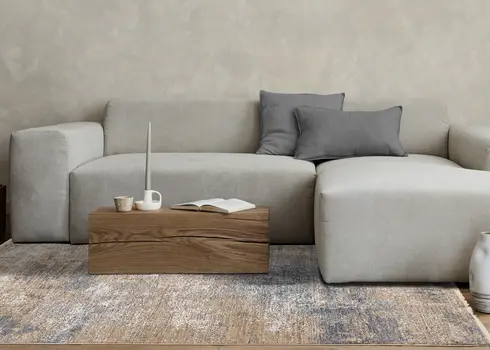 5' X 8' Beige And Blue Area Rug