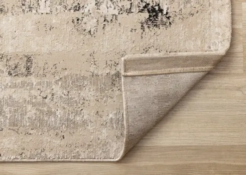5' X 8' Beige And Black Area Rug