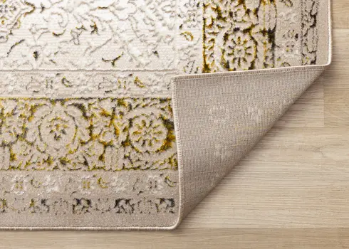 5' X 8' Cream And Black Area Rug