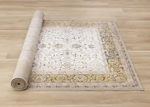 5' X 8' Cream And Black Area Rug