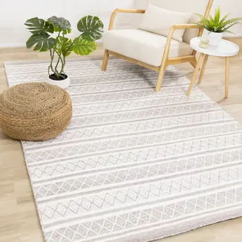 8' X 11' Cream And Gray Geometric Hand Woven Area Rug