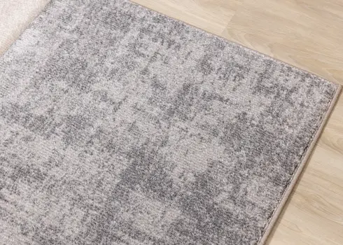 7' X 10' Gray And Cream Geometric Area Rug