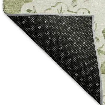5' X 8' Artichoke Green And Ivory Quatrefoil Washable Indoor Outdoor Area Rug