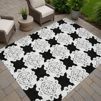 9' X 12' Black And Ivory Quatrefoil Washable Indoor Outdoor Area Rug