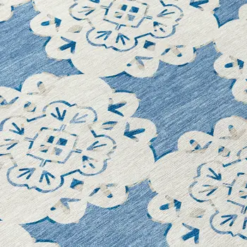 8' Blue And Ivory Round Quatrefoil Washable Indoor Outdoor Area Rug