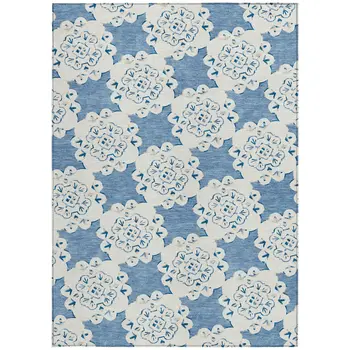 8' X 10' Blue And Ivory Quatrefoil Washable Indoor Outdoor Area Rug