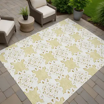 5' X 8' Wheat And Ivory Quatrefoil Washable Indoor Outdoor Area Rug