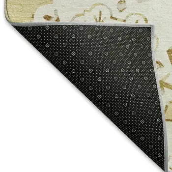 5' X 8' Wheat And Ivory Quatrefoil Washable Indoor Outdoor Area Rug