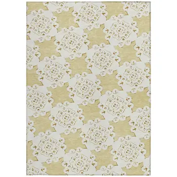8' X 10' Wheat And Ivory Quatrefoil Washable Indoor Outdoor Area Rug