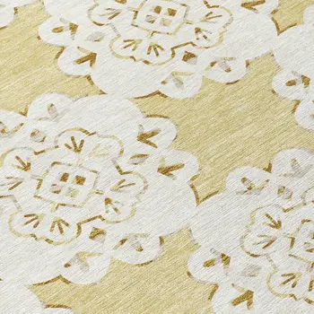 9' X 12' Wheat And Ivory Quatrefoil Washable Indoor Outdoor Area Rug