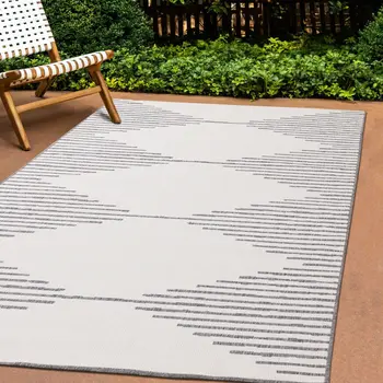 8' X 11' Gray And Beige Geometric Area Rug