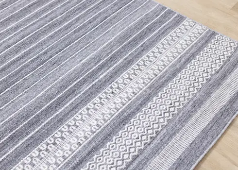 5' X 8' Gray And White Striped Hand Woven Area Rug
