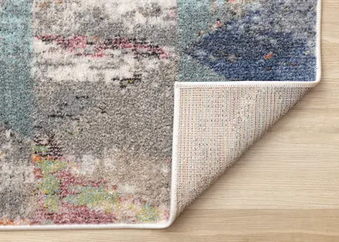 5' X 8' Gray And Pink Geometric Area Rug