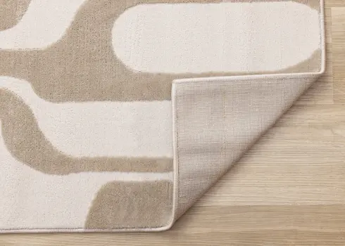 5' X 8' Cream And Beige Geometric Area Rug