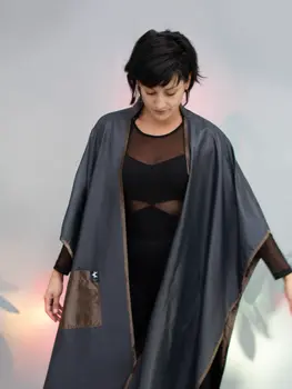 Cape Flippa - Black