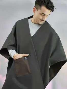 Cape Flippa - Black Mat