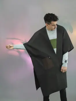 Cape Flippa - Black Mat