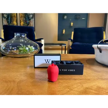 MANIA- The Enchanting Sex Rose Tongue Vibrator