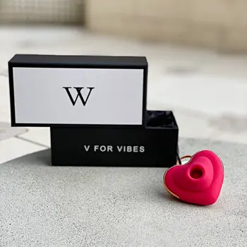 Fama: The Ultimate Symbol of Love and Pleasure - Vibrating Heart Necklace.