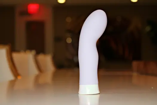 Anna Perenna - The G-spot Massager