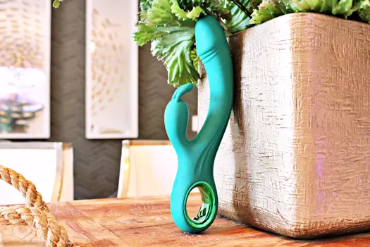 Lympha - The Green Vibrator