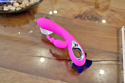 Larunda - The Rabbit Vibrating Toy