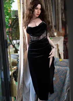 Clara – Your Stunning Latina Sex Doll