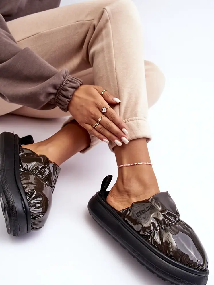 Slippers model 188674 Step in style