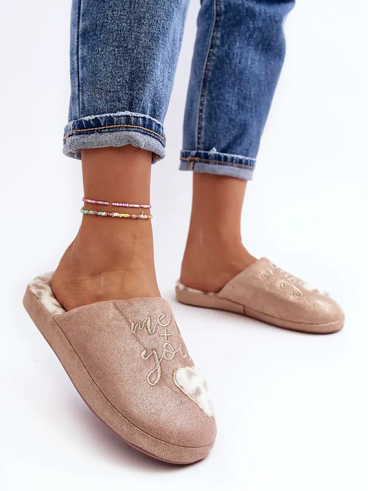 Slippers model 189100 Step in style
