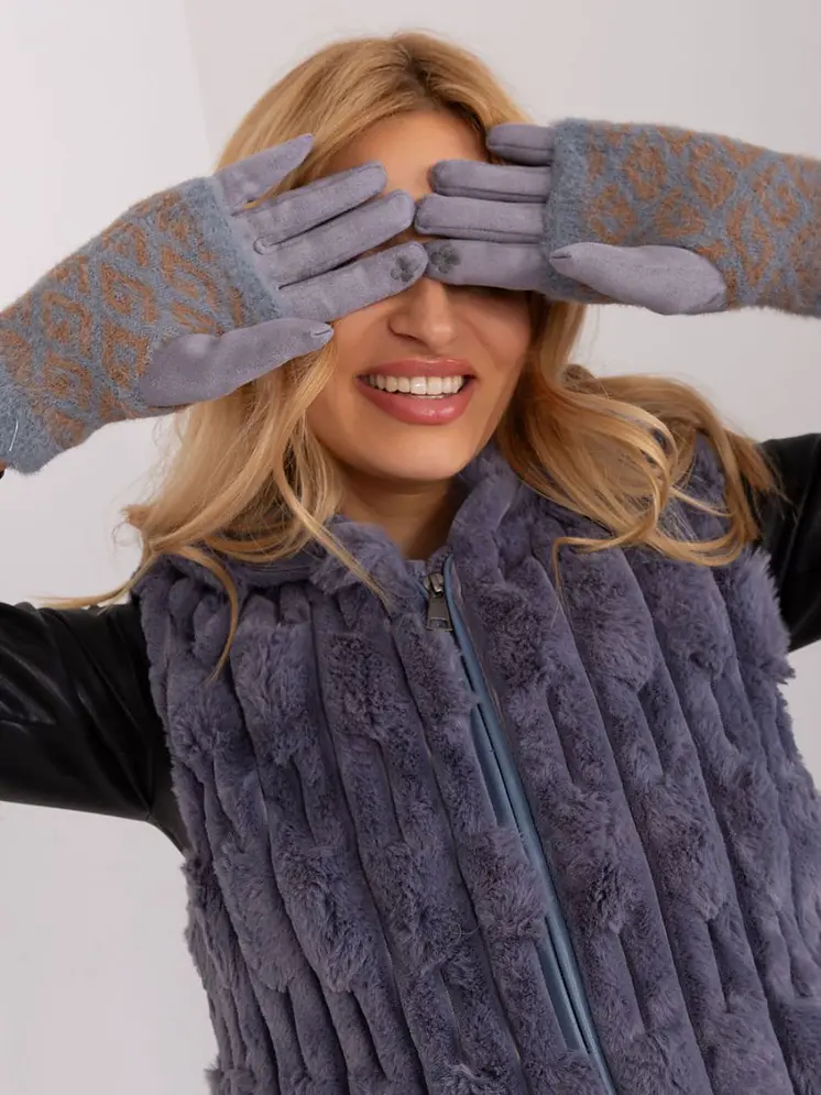 Gloves model 190814 AT